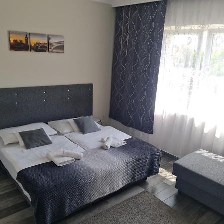 Napfény Szállás Szeged Extérieur photo